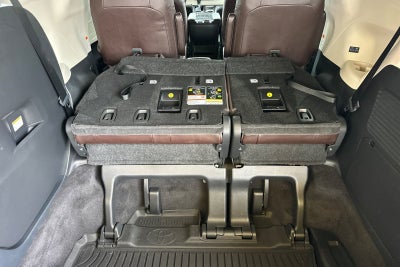 2024 Toyota Sienna Platinum 7 Passenger