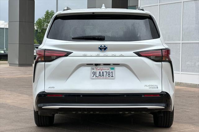 2024 Toyota Sienna Platinum 7 Passenger