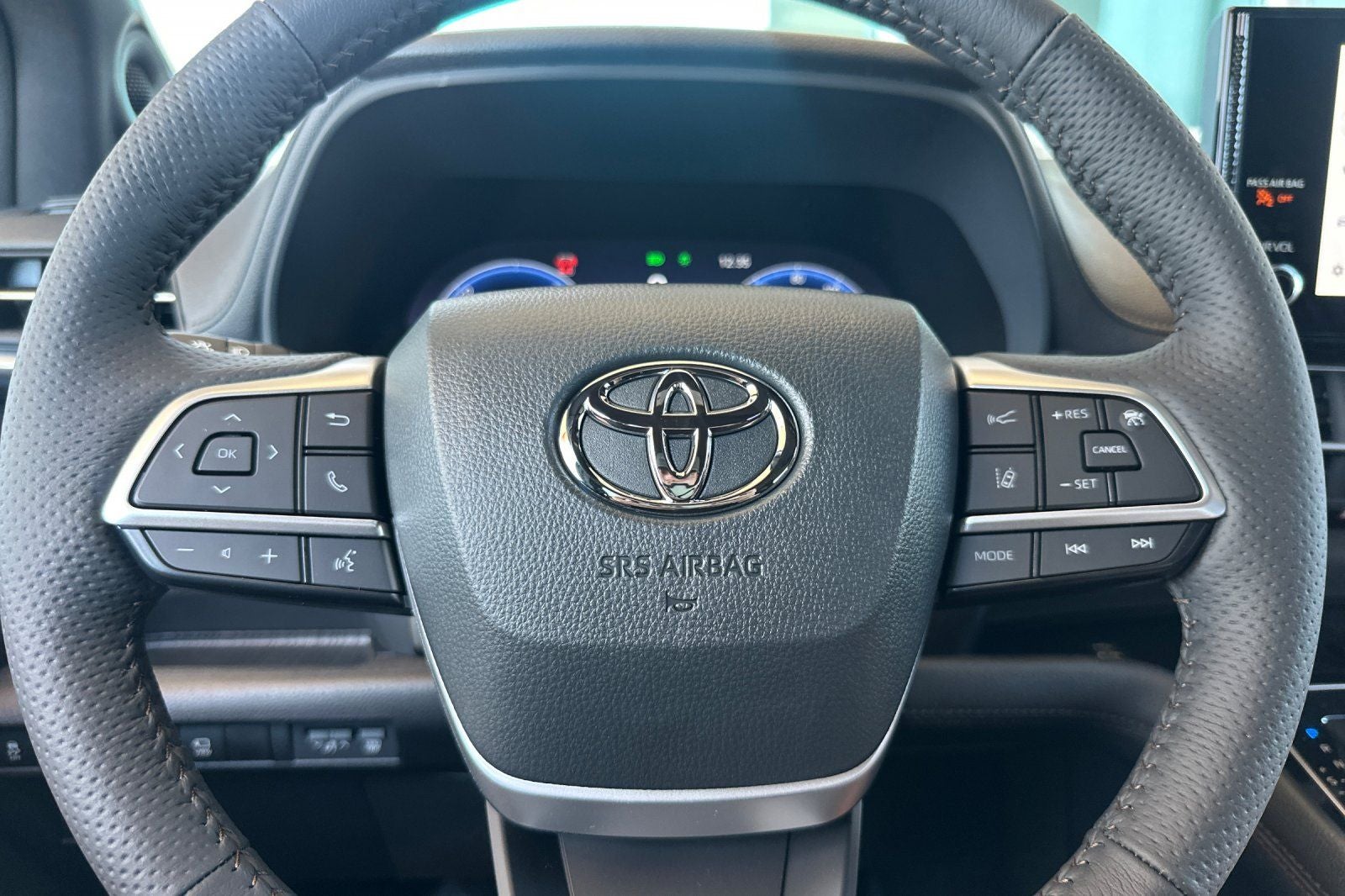 2026 Toyota Sienna Platinum 7 Passenger