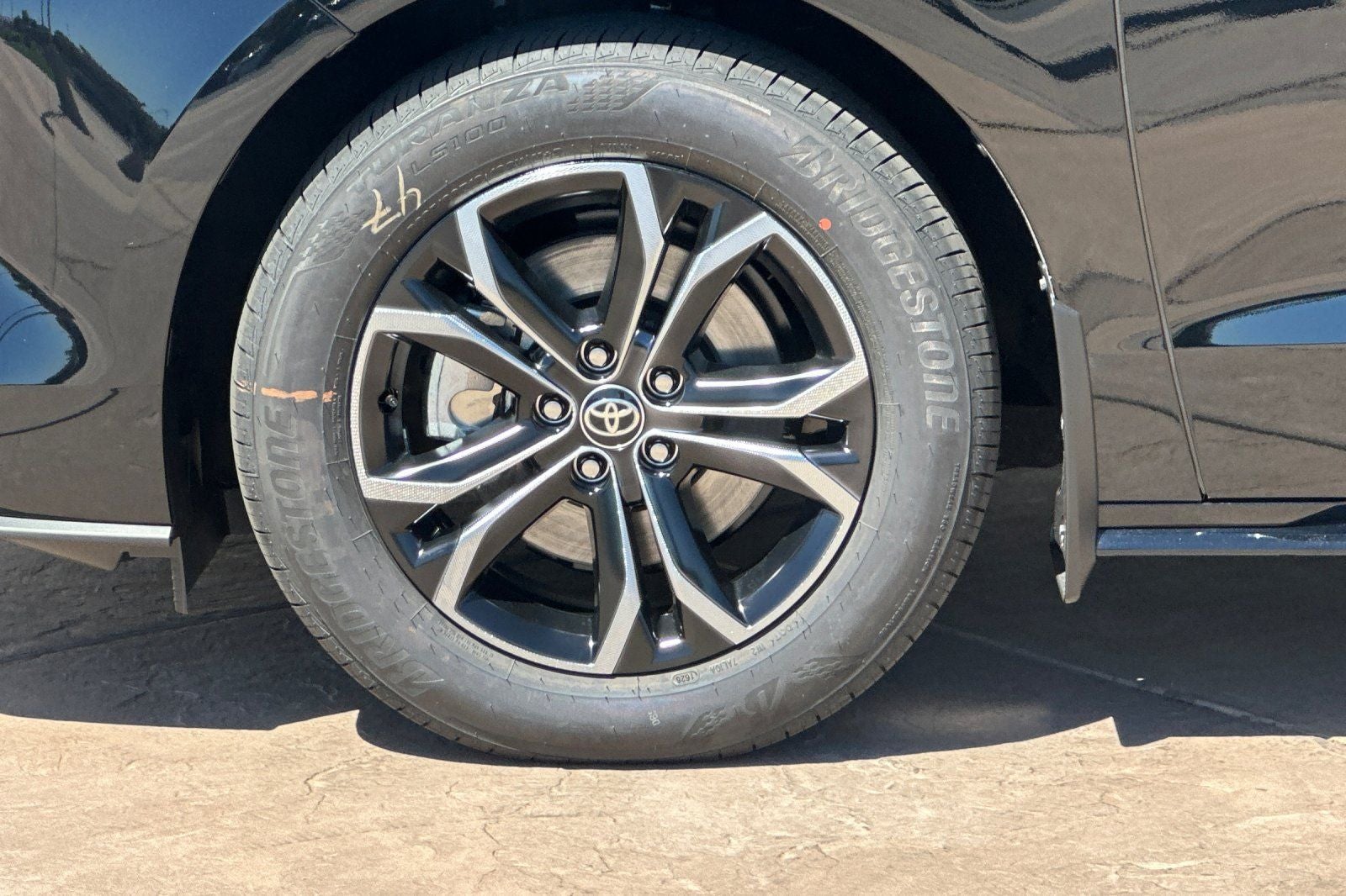 2026 Toyota Sienna Platinum 7 Passenger
