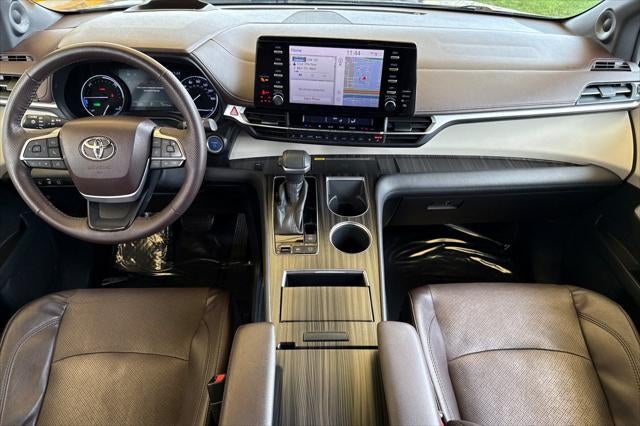2021 Toyota Sienna Platinum 7 Passenger