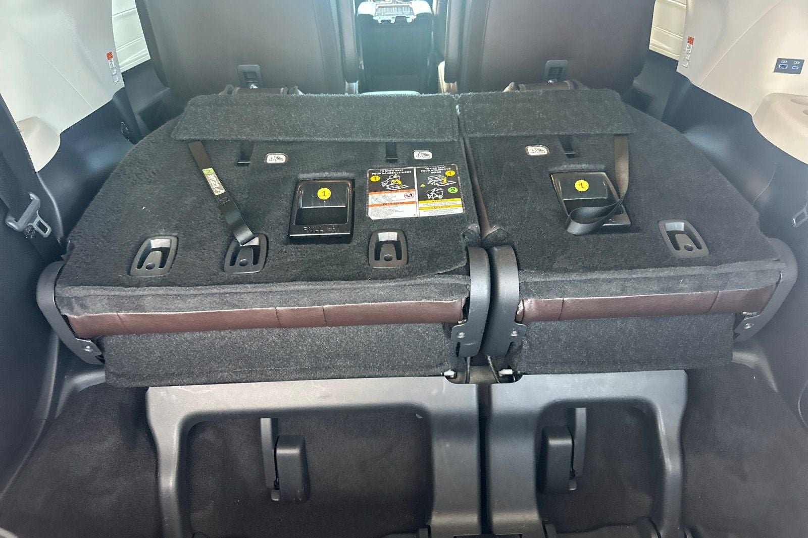 2024 Toyota Sienna Platinum 7 Passenger