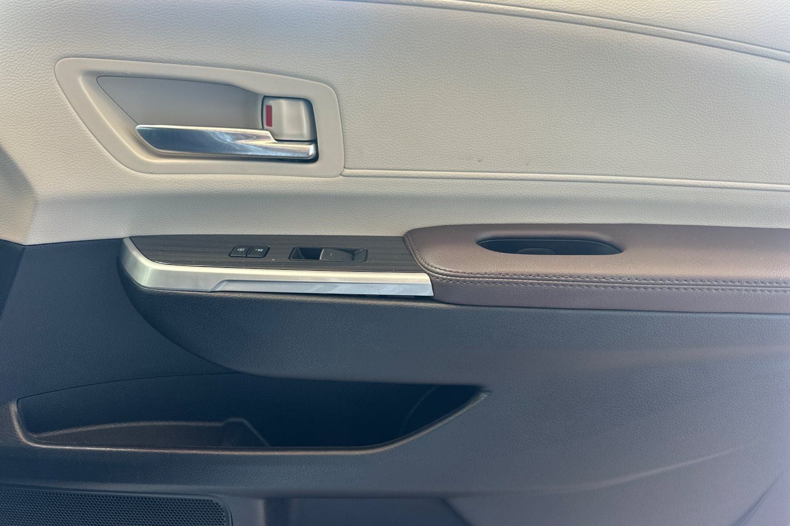 2024 Toyota Sienna Platinum 7 Passenger