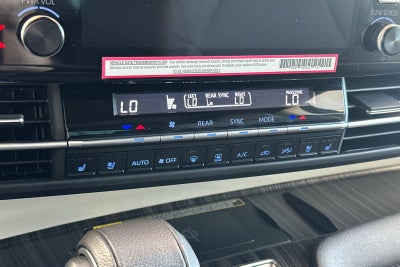 2024 Toyota Sienna Platinum 7 Passenger