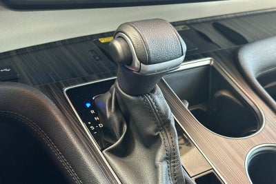 2024 Toyota Sienna Platinum 7 Passenger