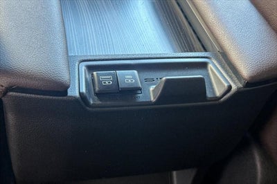 2024 Toyota Sienna Platinum 7 Passenger