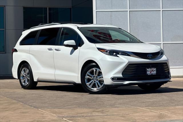 2024 Toyota Sienna Platinum 7 Passenger