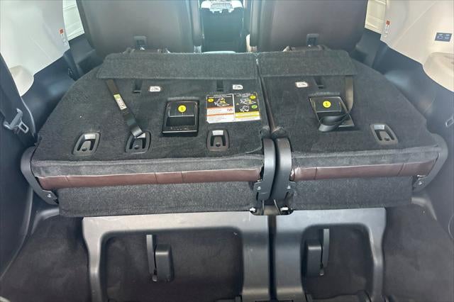 2024 Toyota Sienna Platinum 7 Passenger
