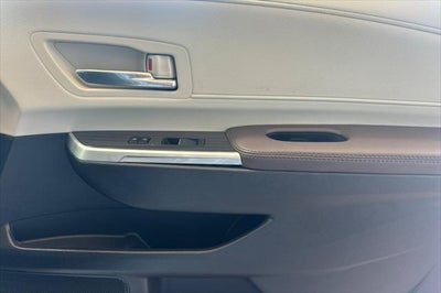 2024 Toyota Sienna Platinum 7 Passenger