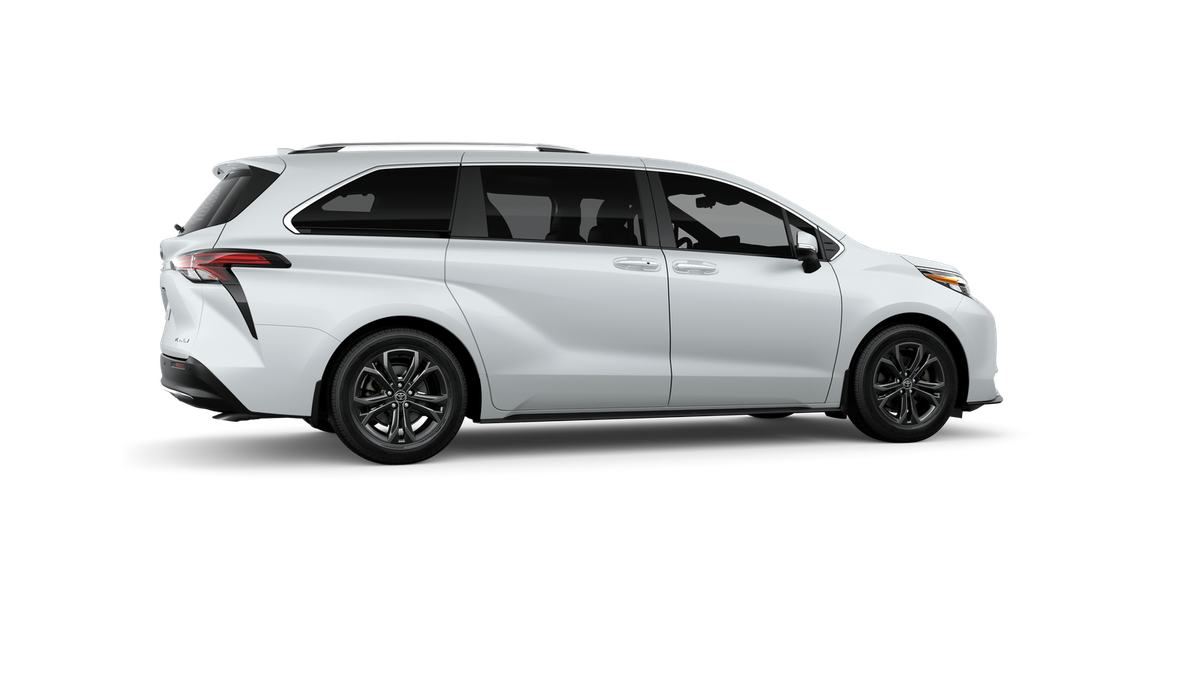 2026 Toyota Sienna Platinum 7 Passenger