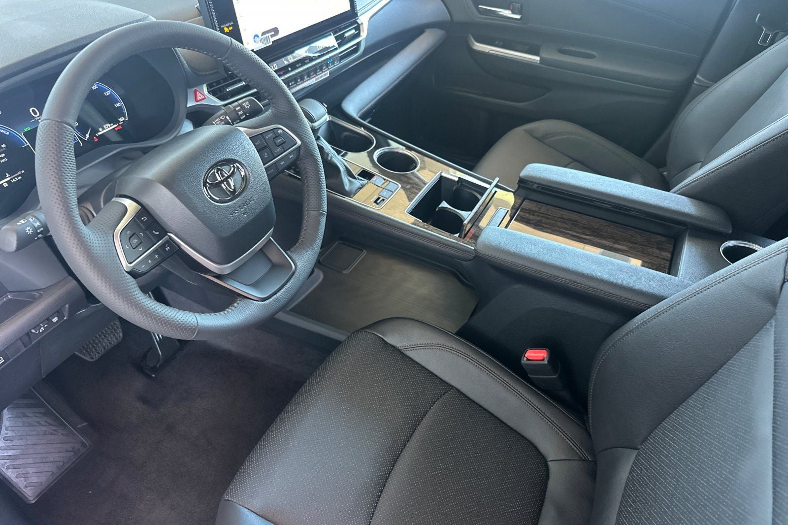 2026 Toyota Sienna Platinum 7 Passenger
