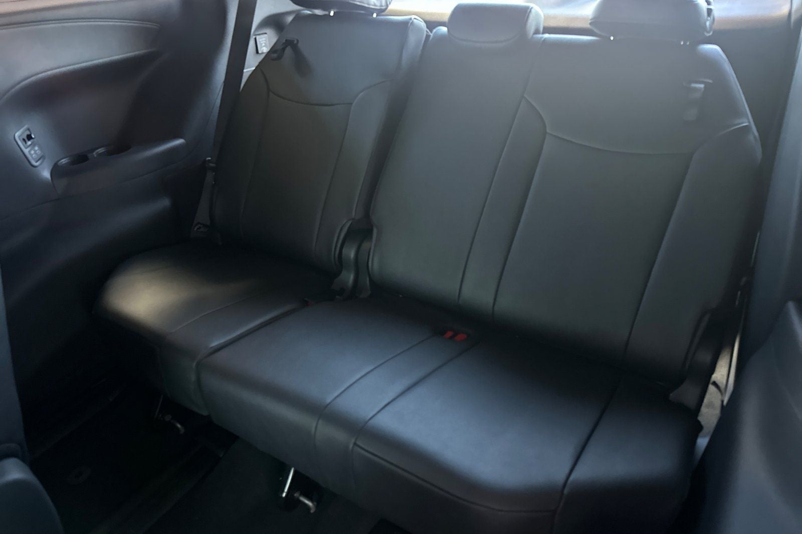 2026 Toyota Sienna Platinum 7 Passenger