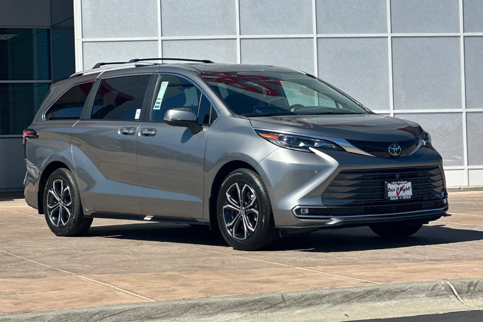2026 Toyota Sienna Platinum 7 Passenger