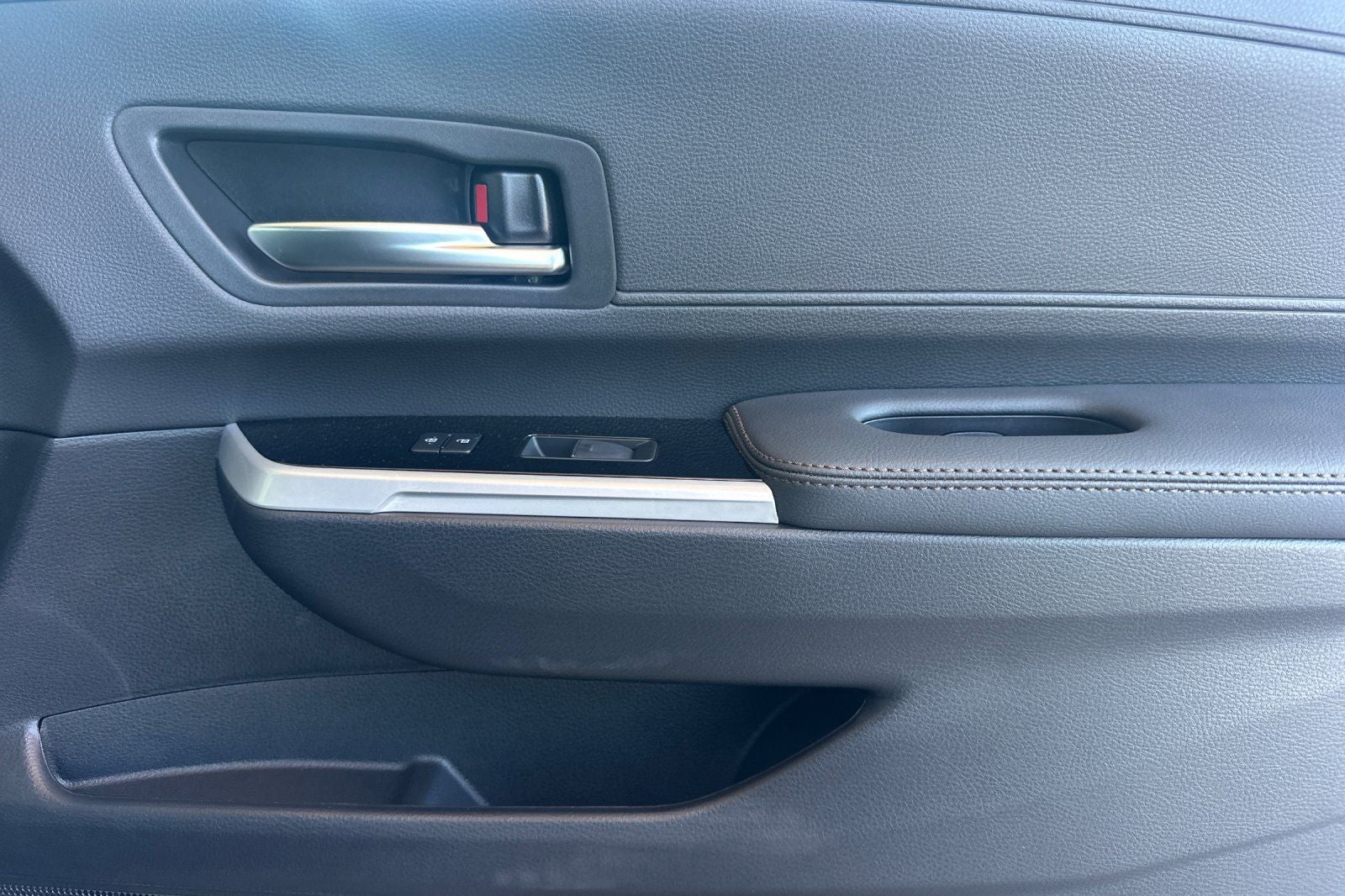 2026 Toyota Sienna Platinum 7 Passenger