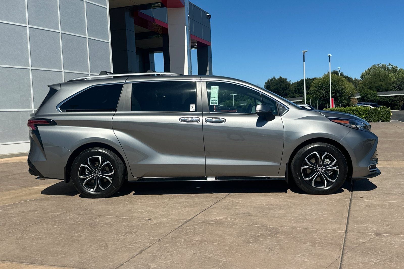 2026 Toyota Sienna Platinum 7 Passenger