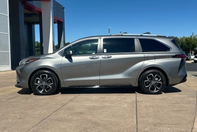 2026 Toyota Sienna Platinum 7 Passenger
