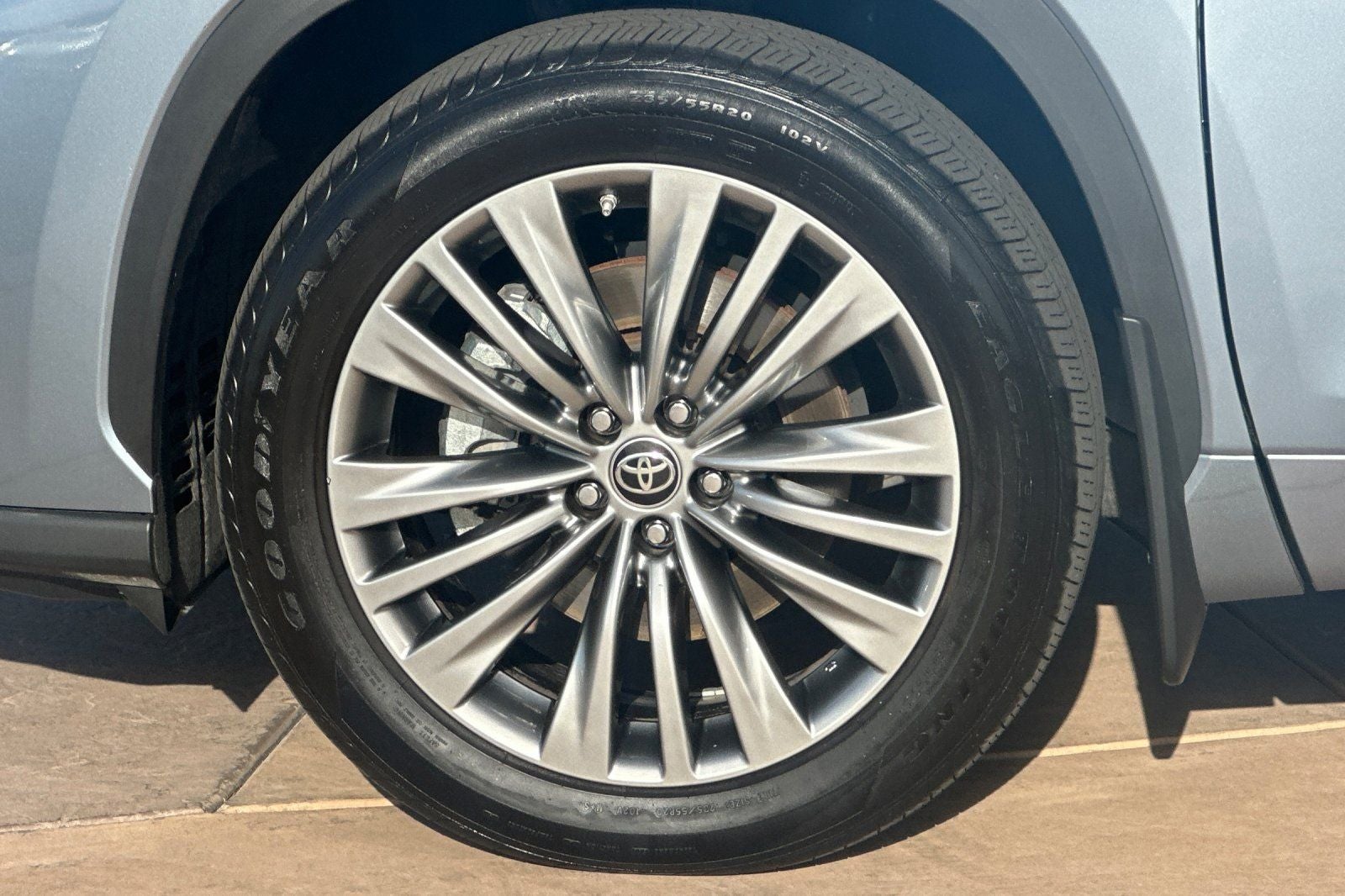 2021 Toyota Highlander Platinum