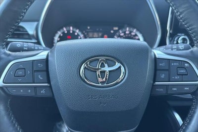 2022 Toyota Highlander Platinum