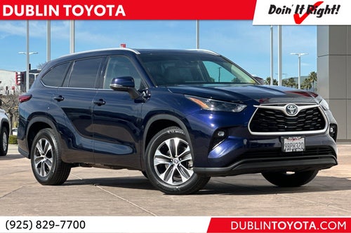 2022 Toyota Highlander Hybrid XLE