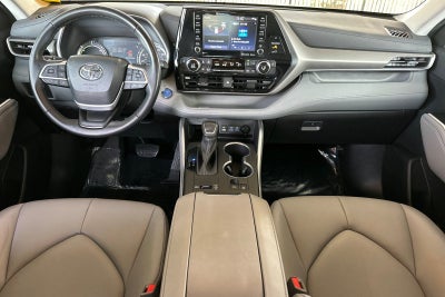 2022 Toyota Highlander Hybrid XLE