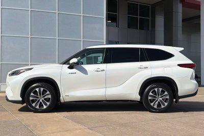 2021 Toyota Highlander Hybrid XLE