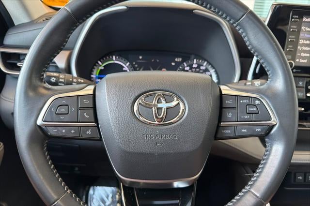2021 Toyota Highlander Hybrid XLE