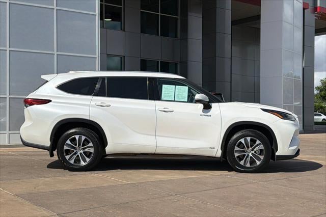 2021 Toyota Highlander Hybrid XLE