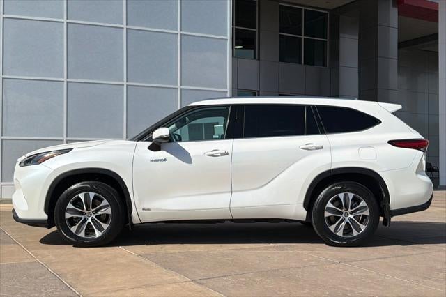 2021 Toyota Highlander Hybrid XLE