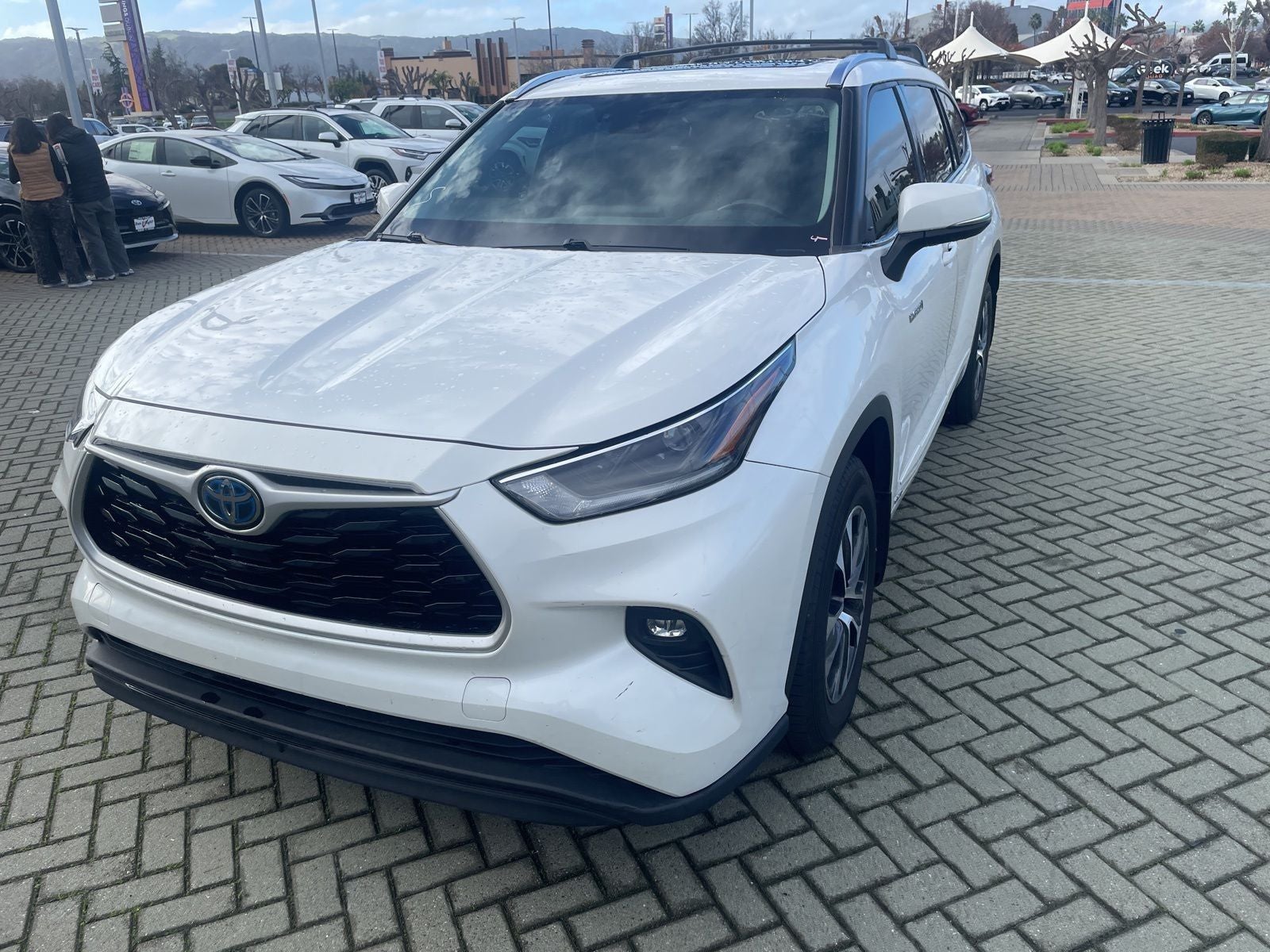 2021 Toyota Highlander Hybrid XLE