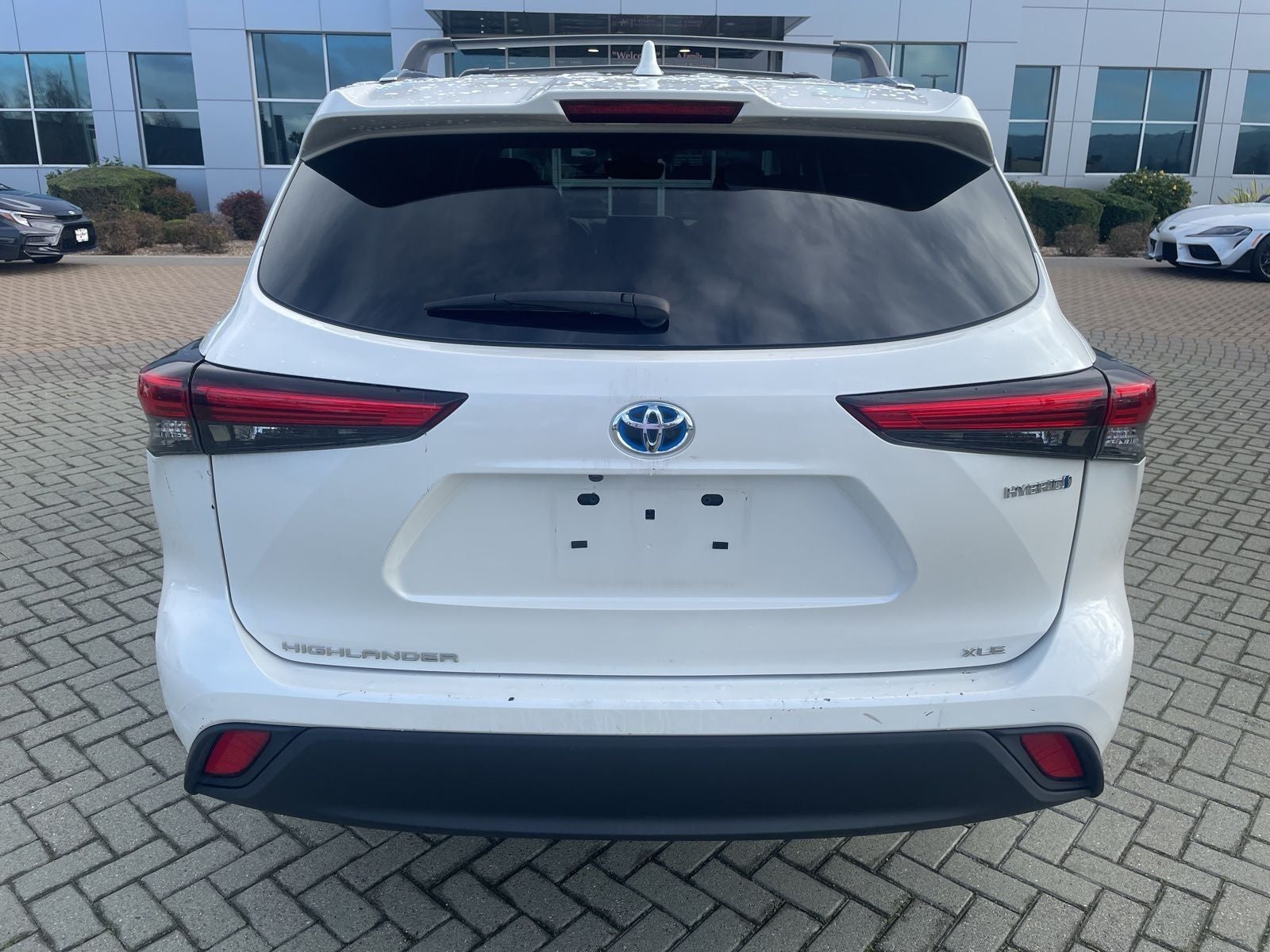 2021 Toyota Highlander Hybrid XLE