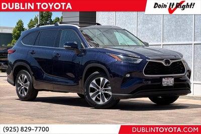 2022 Toyota Highlander XLE