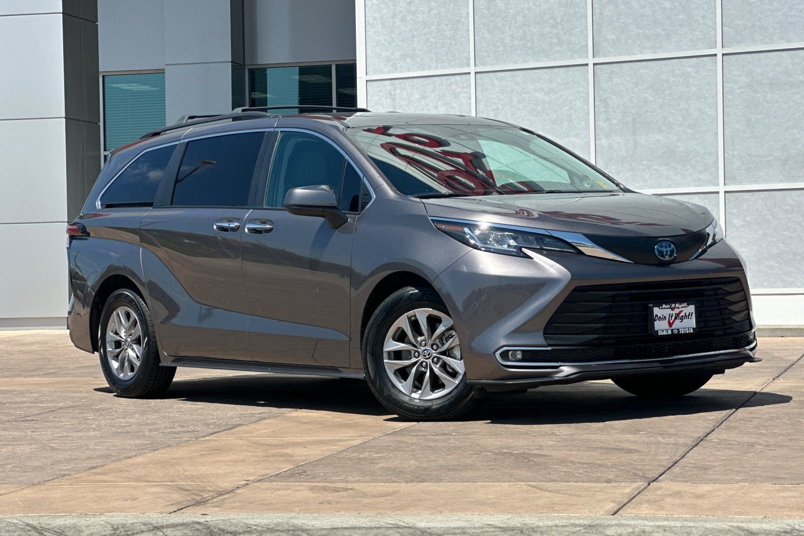 2022 Toyota Sienna XLE 7 Passenger