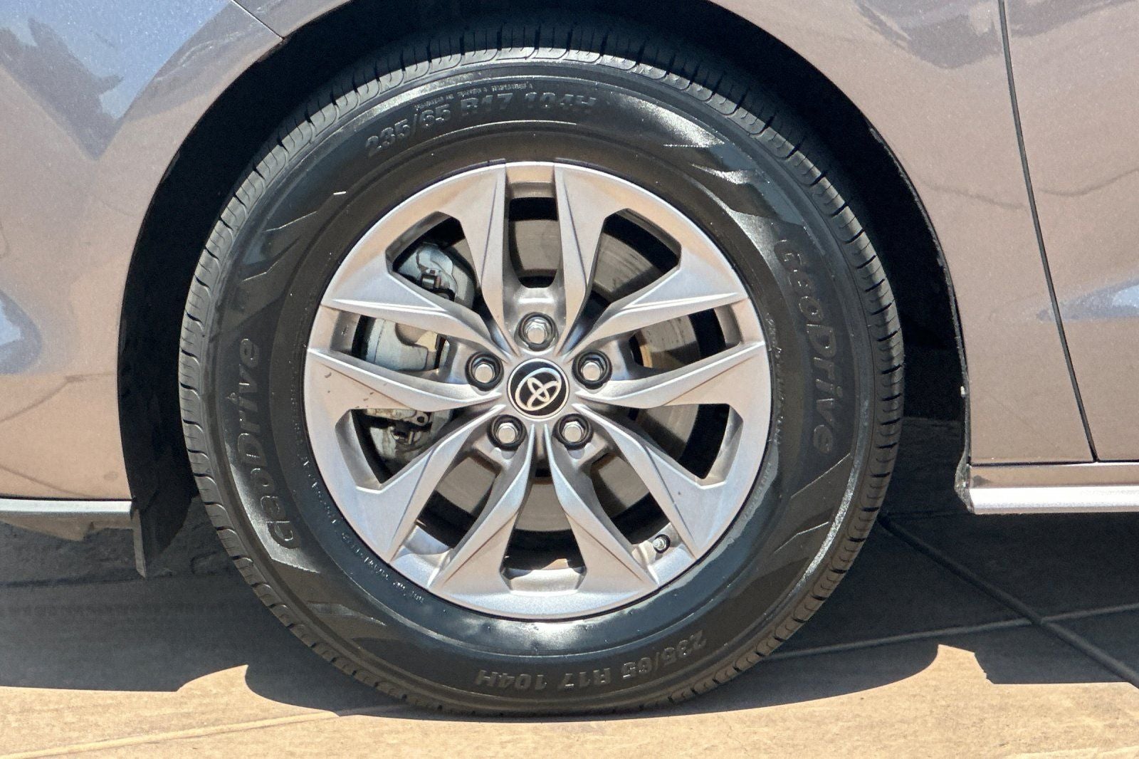 2022 Toyota Sienna XLE 7 Passenger