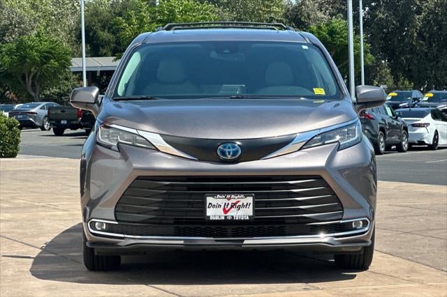 2022 Toyota Sienna XLE 7 Passenger