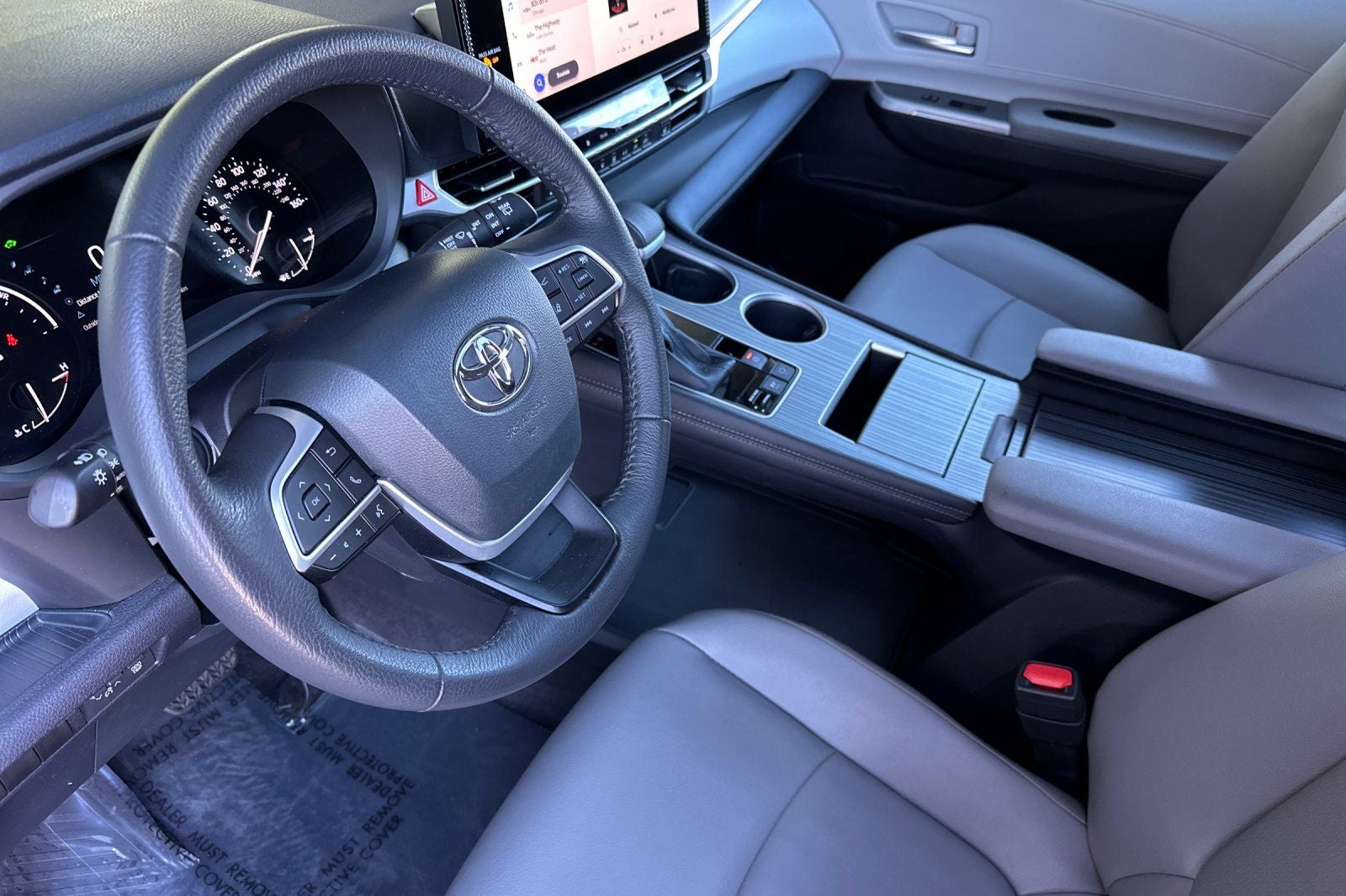 2025 Toyota Sienna XLE 7 Passenger