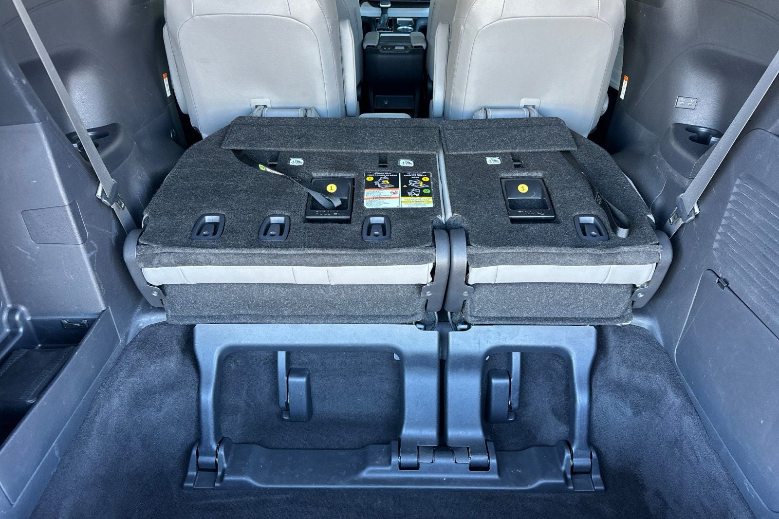 2025 Toyota Sienna XLE 7 Passenger