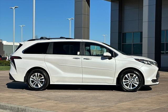 2025 Toyota Sienna XLE 7 Passenger