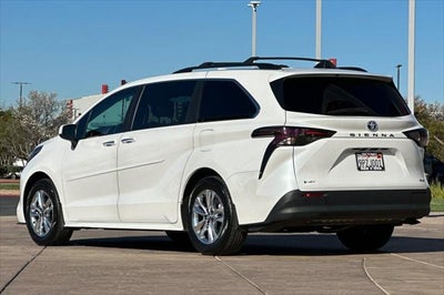 2025 Toyota Sienna XLE 7 Passenger