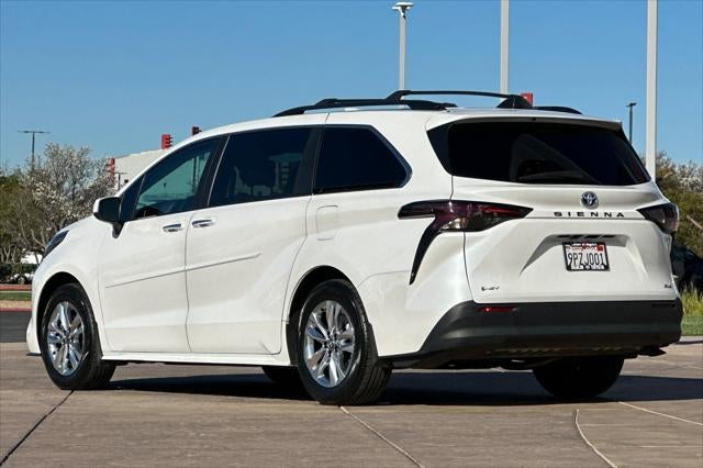 2025 Toyota Sienna XLE 7 Passenger