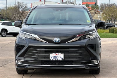 2021 Toyota Sienna XLE 7 Passenger