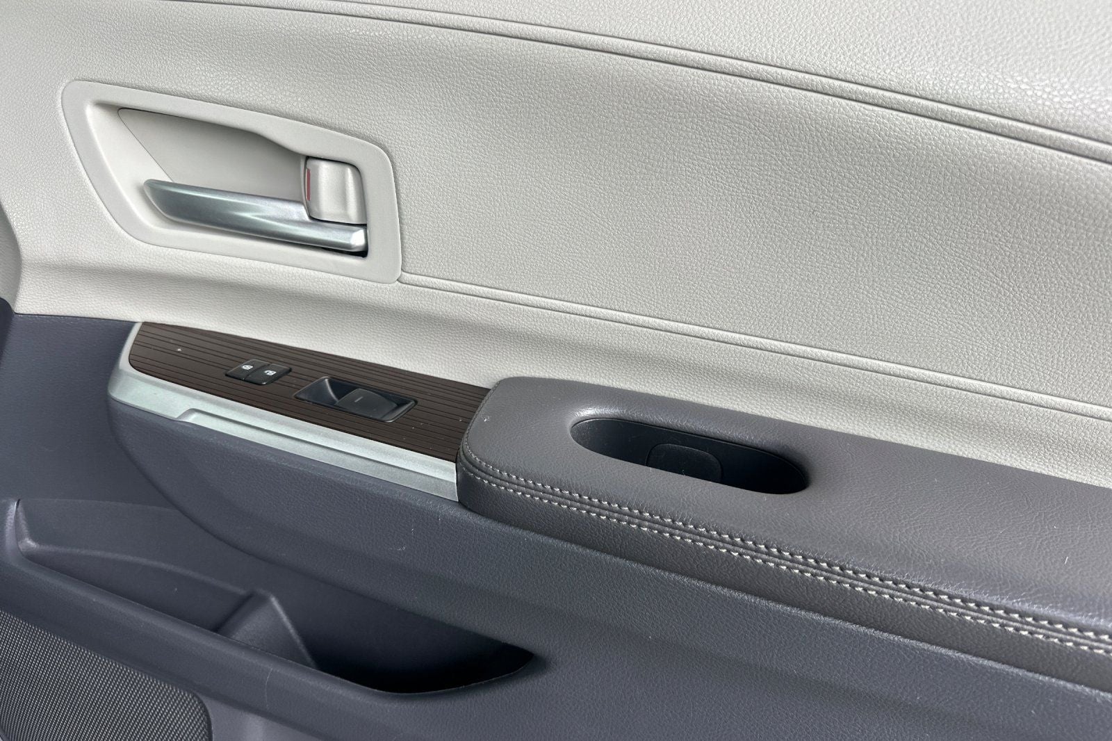 2021 Toyota Sienna XLE 7 Passenger