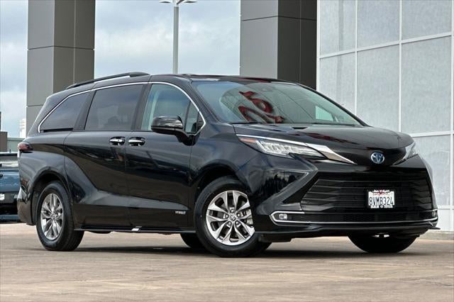 2021 Toyota Sienna XLE 7 Passenger