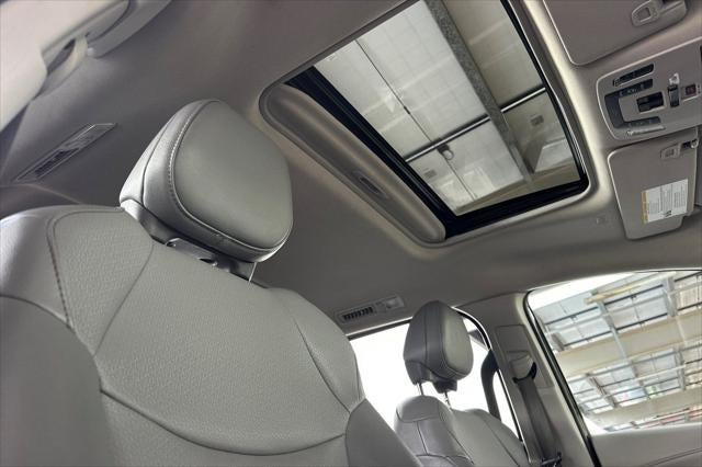2021 Toyota Sienna XLE 7 Passenger