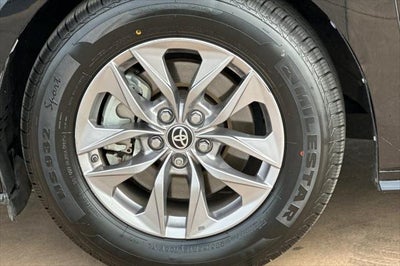 2021 Toyota Sienna XLE 7 Passenger