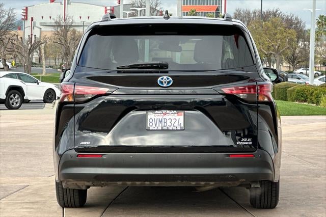 2021 Toyota Sienna XLE 7 Passenger