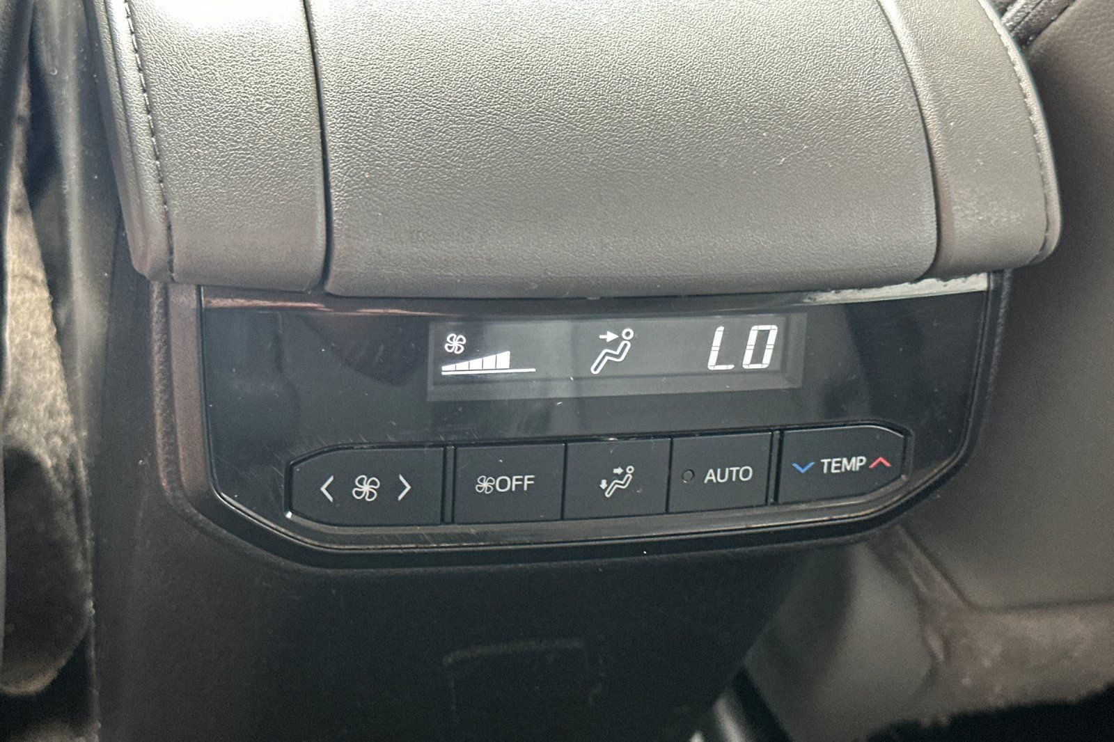 2024 Toyota Highlander Hybrid XLE