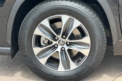 2024 Toyota Highlander Hybrid XLE
