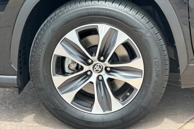 2024 Toyota Highlander Hybrid XLE