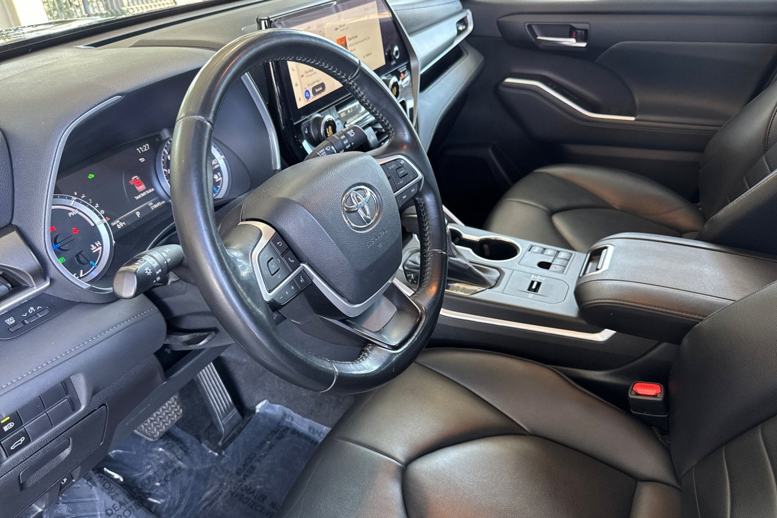 2023 Toyota Highlander Hybrid XLE