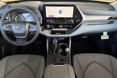 2026 Toyota Highlander Hybrid XLE